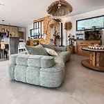 Feriehus Lovely In Saint-cesaire-de-gauzi With Wifi