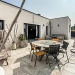 Lovely In Saint-cesaire-de-gauzi With Wifi Feriehus *